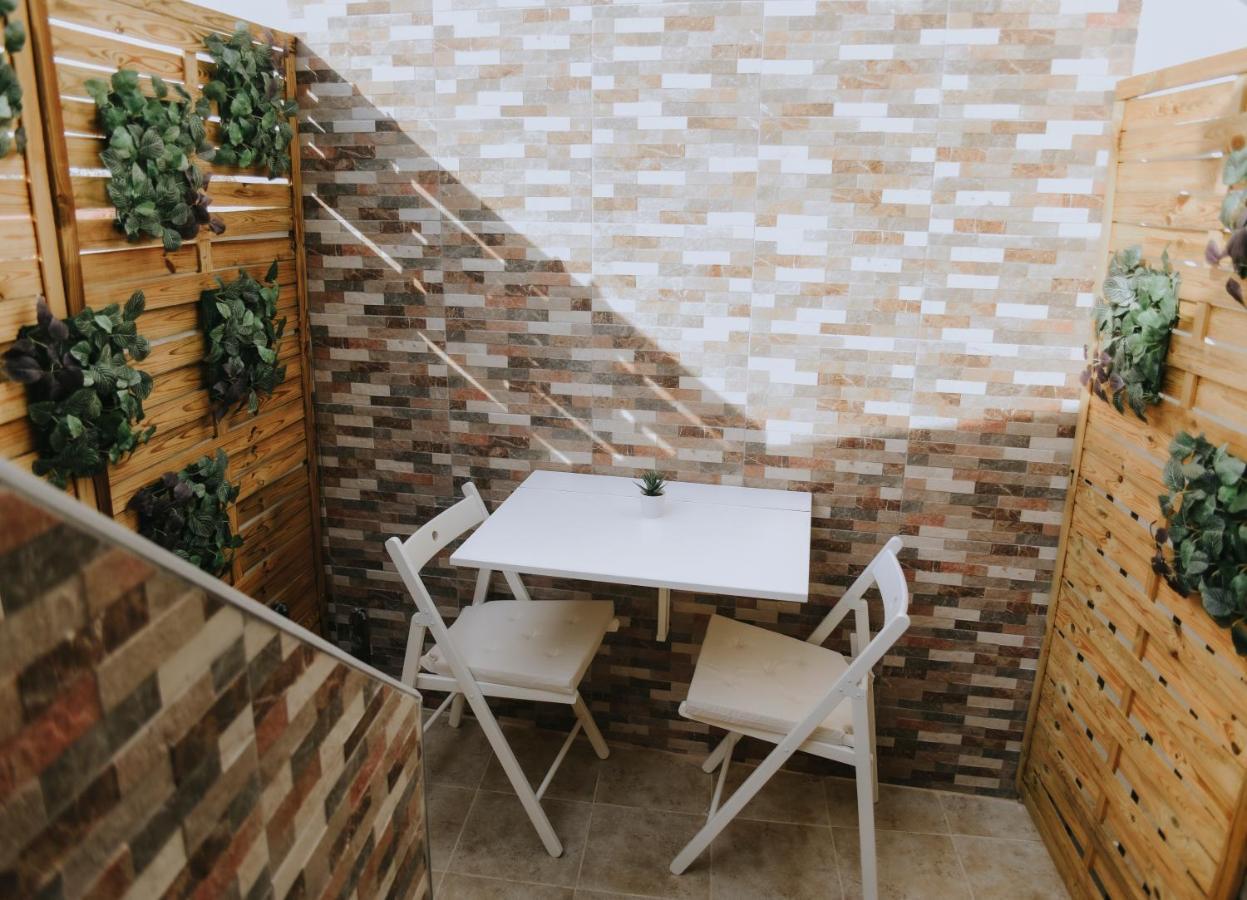 Eres Emerita "Apartamentos & Suites" Mérida Exteriör bild