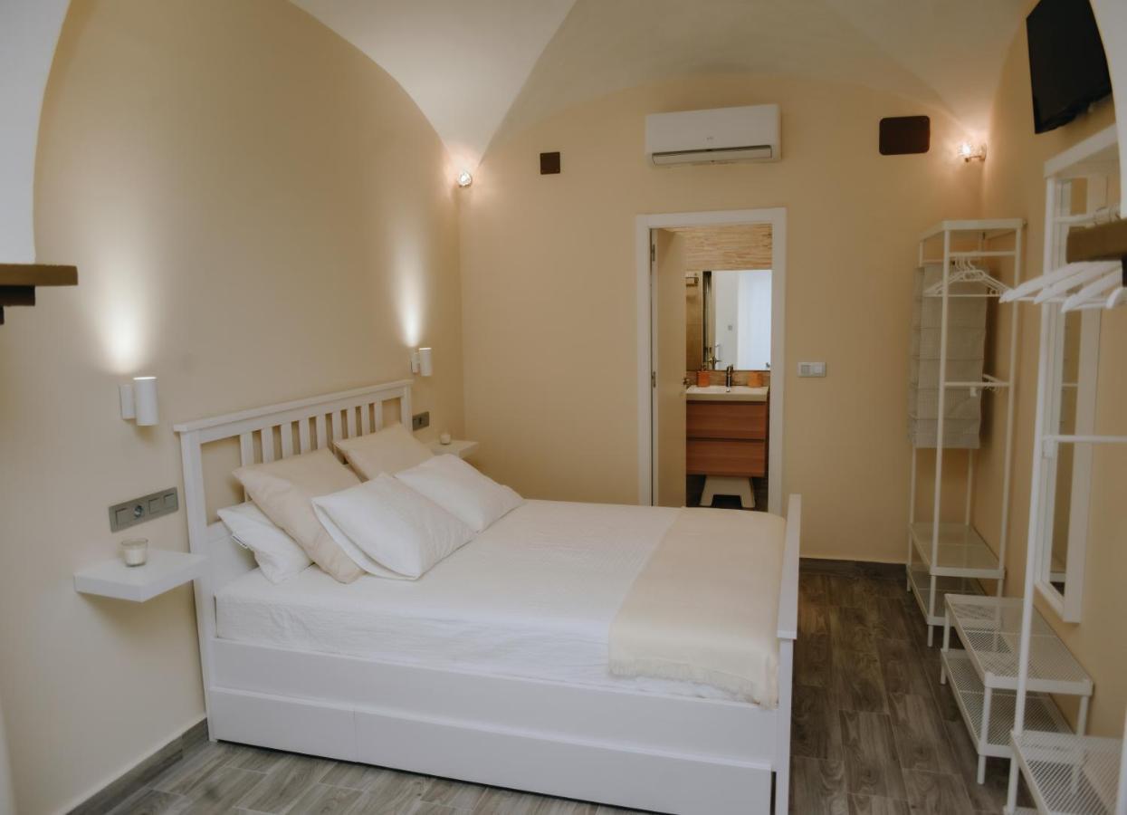 Eres Emerita "Apartamentos & Suites" Mérida Exteriör bild