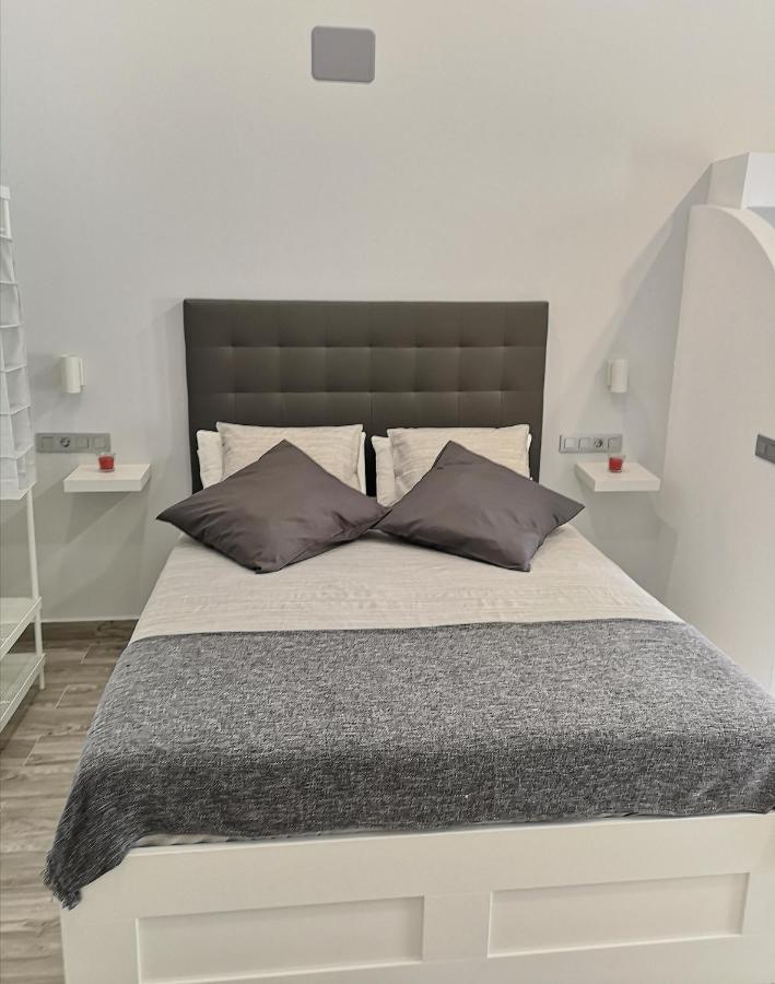 Eres Emerita "Apartamentos & Suites" Mérida Exteriör bild